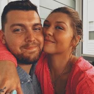 Meet your Posher, Colby